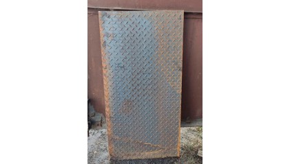 лист стальной рифленый чечевица 5 мм Ст3 купить в Ижевске