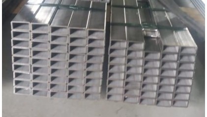 трубу нержавеющую профильную Б/Ш прямоугольную 100x40 5 мм AISI 201 купить в Ижевске