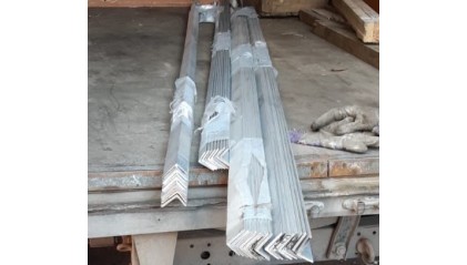 уголок алюминиевый равнополочный 40x40х3 мм Д1Т купить в Ижевске