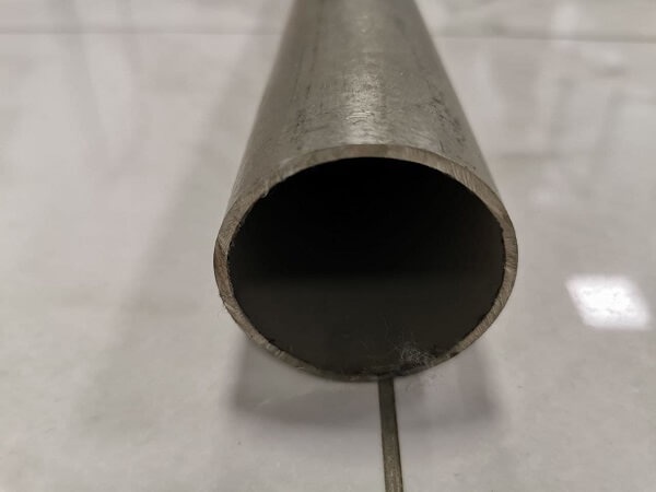 Труба нержавеющая электросварная прямошовная 22x2 мм 12Х18Н10Т ГОСТ 11068-81 фото